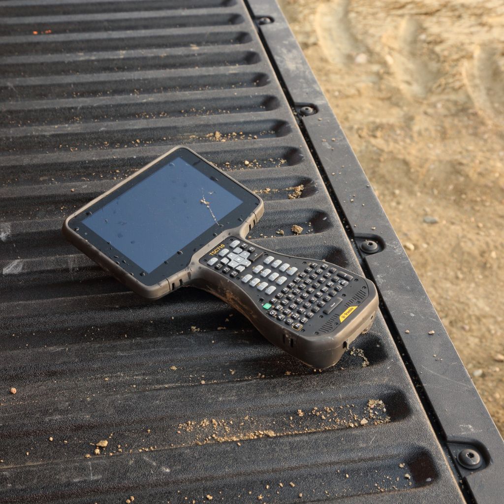 TSC710-1-1100-00 Kontroler - Trimble TSC710 - QWERTY, WWAN